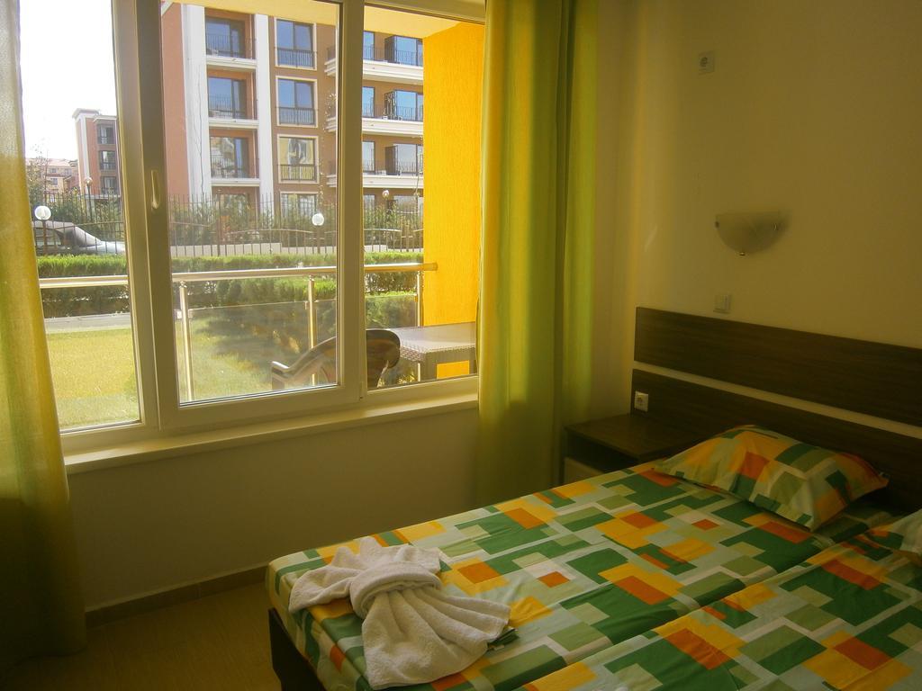 Anna Marina Apartments Sveti Vlas Quarto foto
