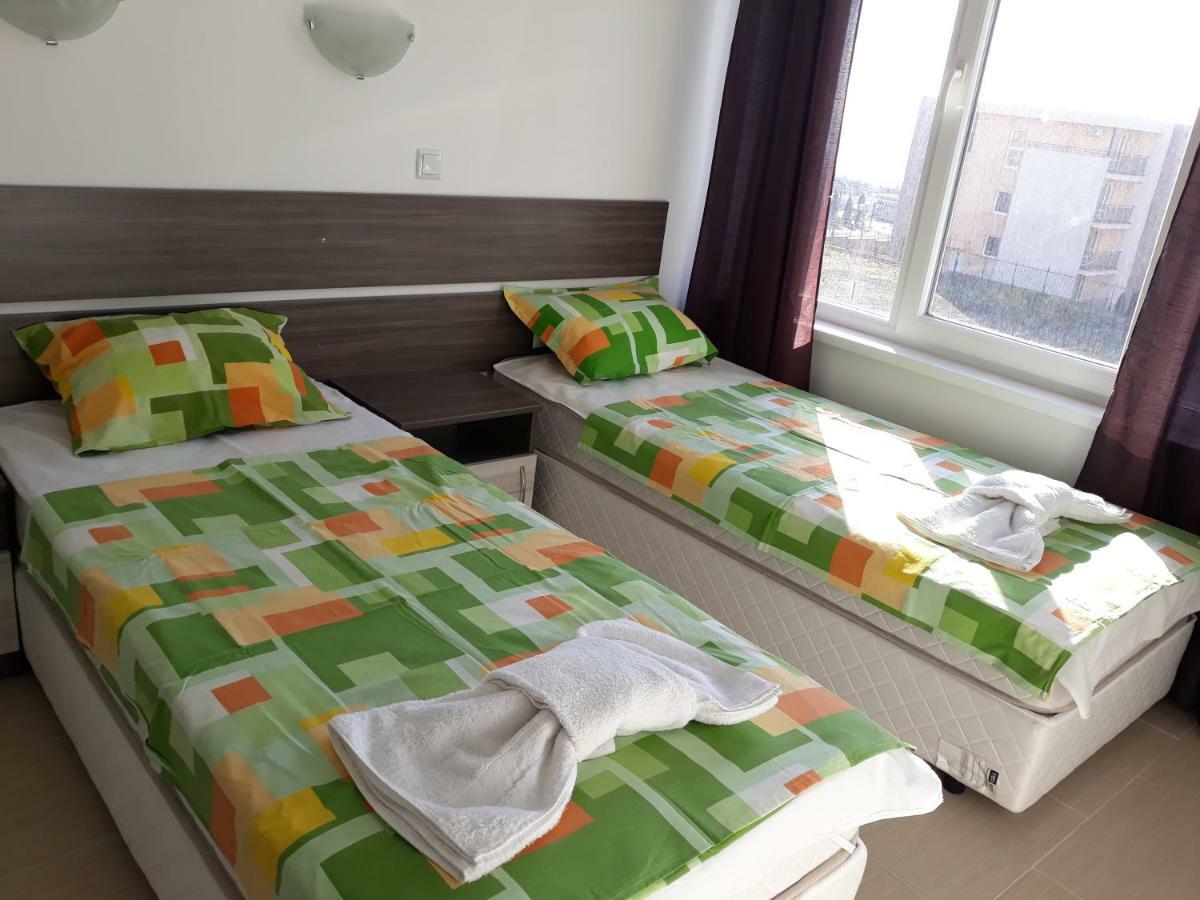 Anna Marina Apartments Sveti Vlas Exterior foto